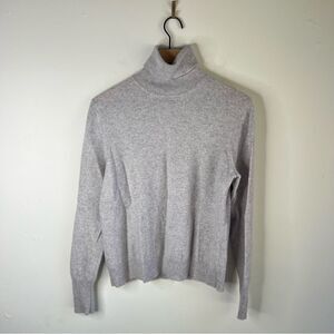 Gray Cashmere Turtleneck Sweater with Relaxed Fit size Large